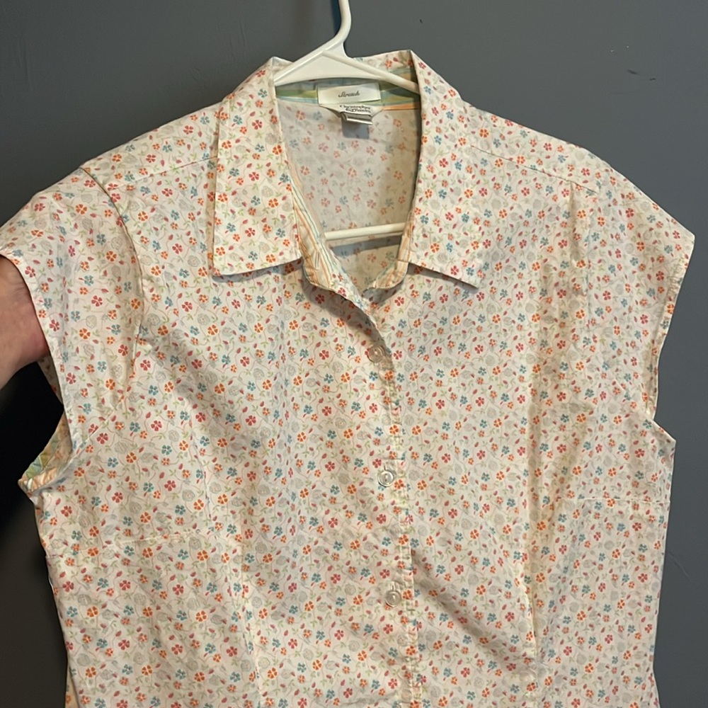 Dainty floral print button down top